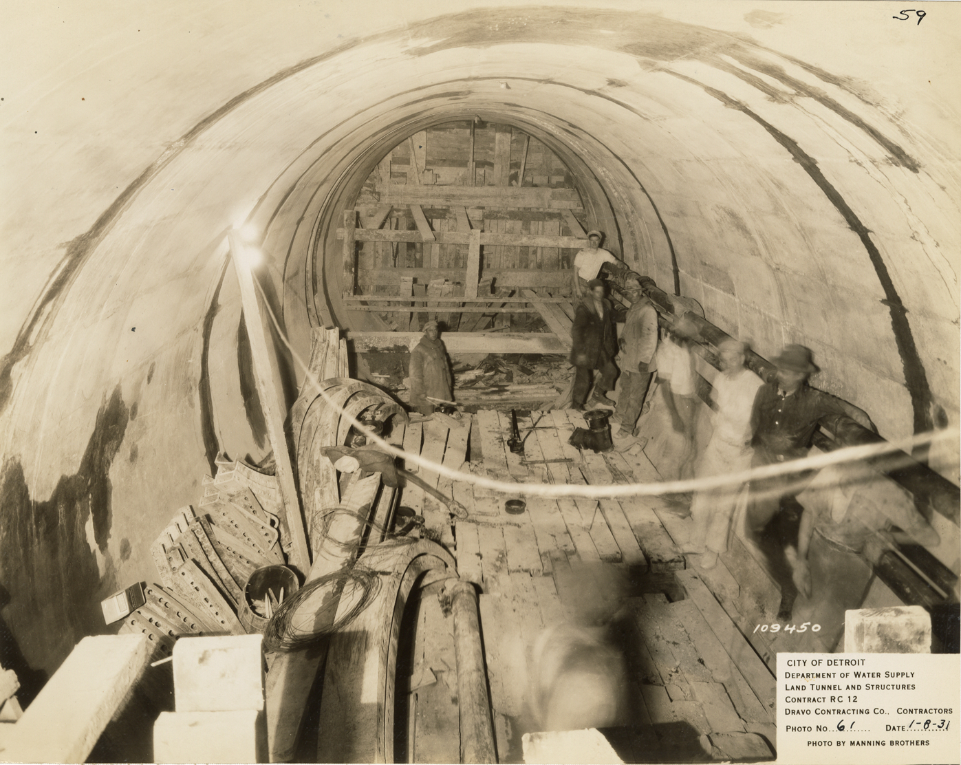 Workers constructing tunnel, Waterworks Park, Detroit water supply system