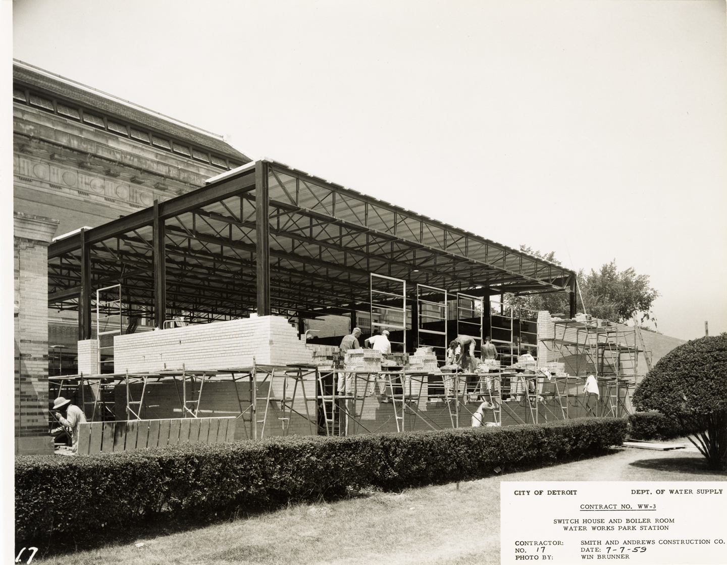 Workers laying brick for boiler room, Waterworks Park, Detroit water supply system