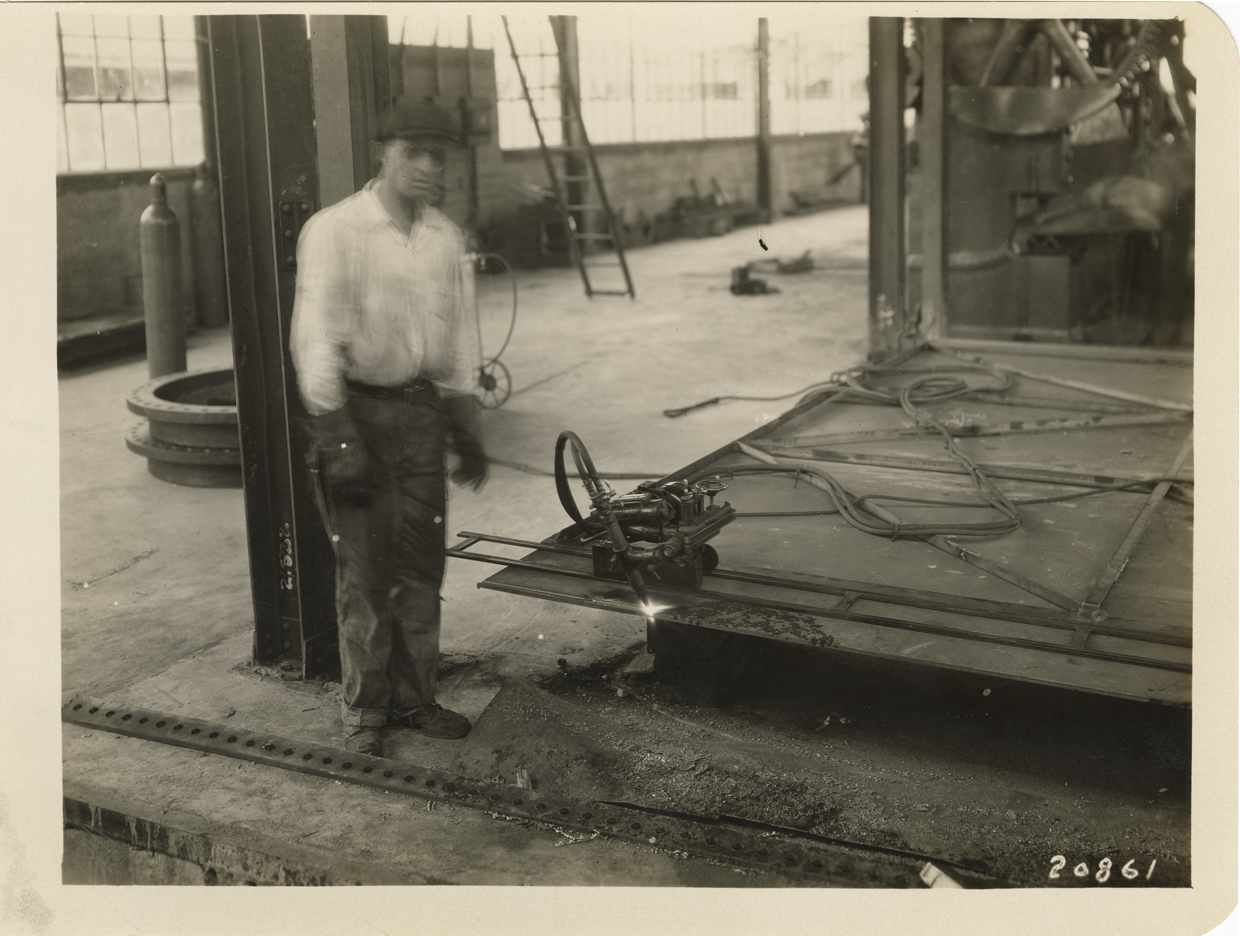 Worker, United Welding Co. factory, Middletown, Ohio