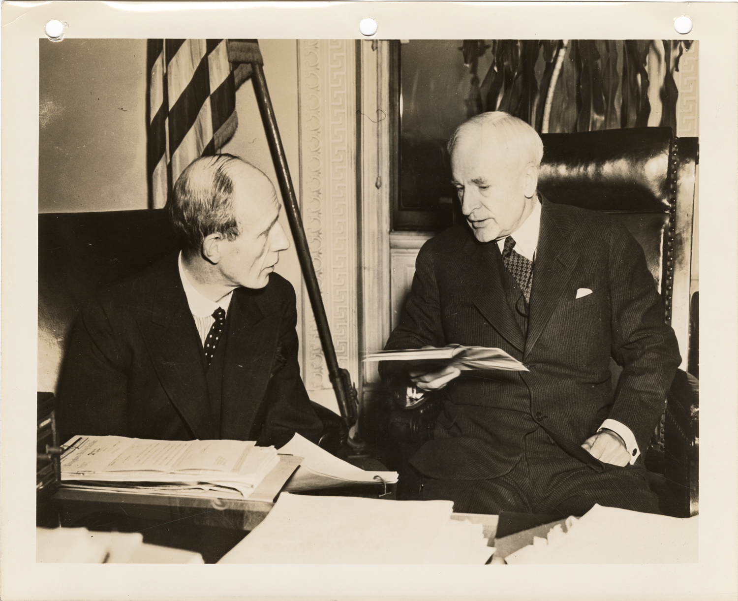 Lord Halifax presenting credentials to Cordell Hull
