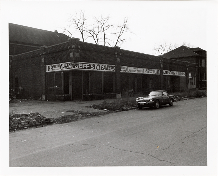 Jeff's Cleaners at 1501-1523-1525 Pallister