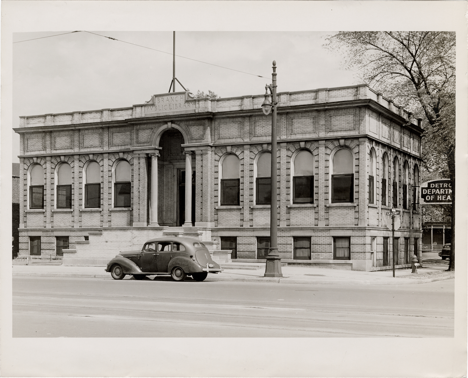 Gratiot Avenue Health and Teaching Center