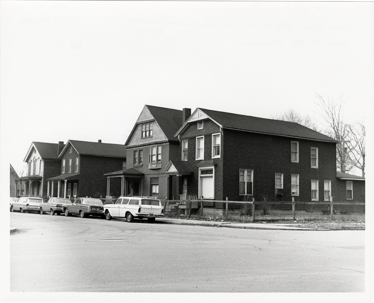 Houses at 4313-4339 Fourth Street