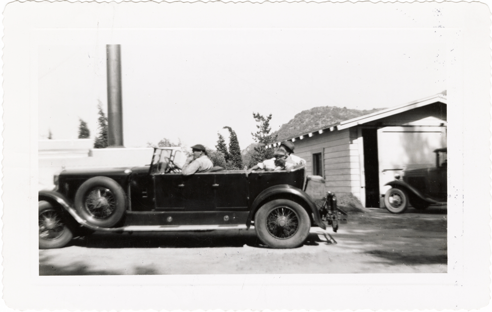 Motorists in Doble steam automobile