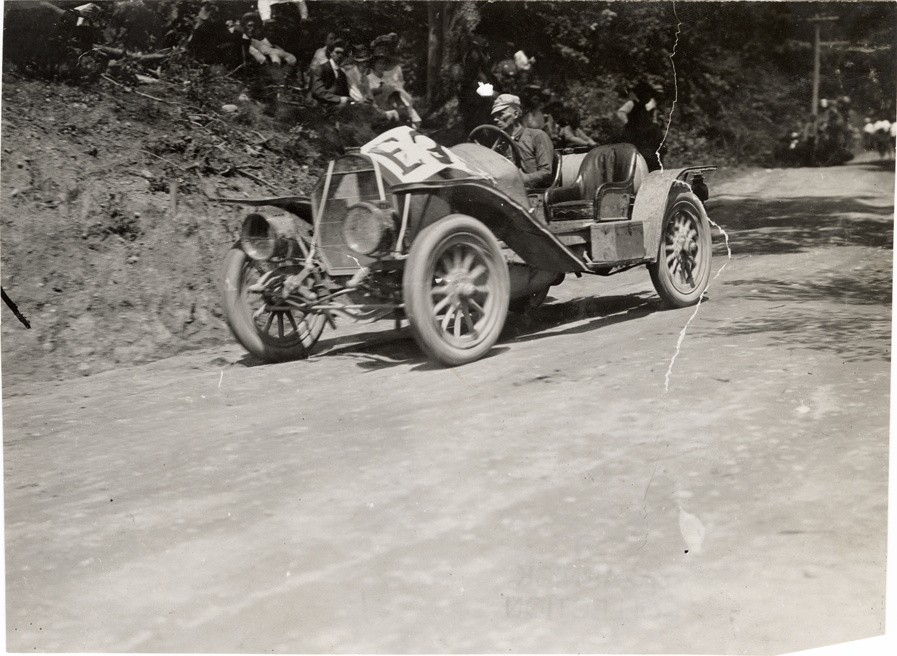 Stoddard-Dayton racecar