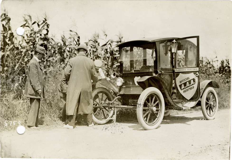 Flanders automobile near Seymour, Indiana, 1912 Glidden pathfinding expedition