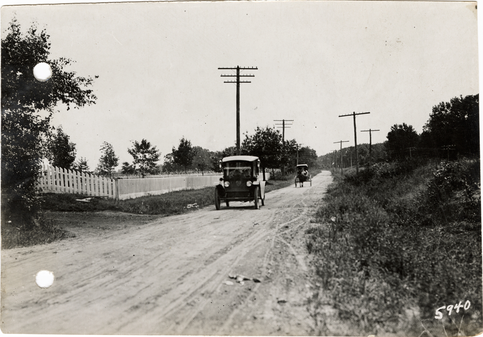 Flanders automobile near Memphis, Tennessee, 1912 Glidden pathfinding expedition