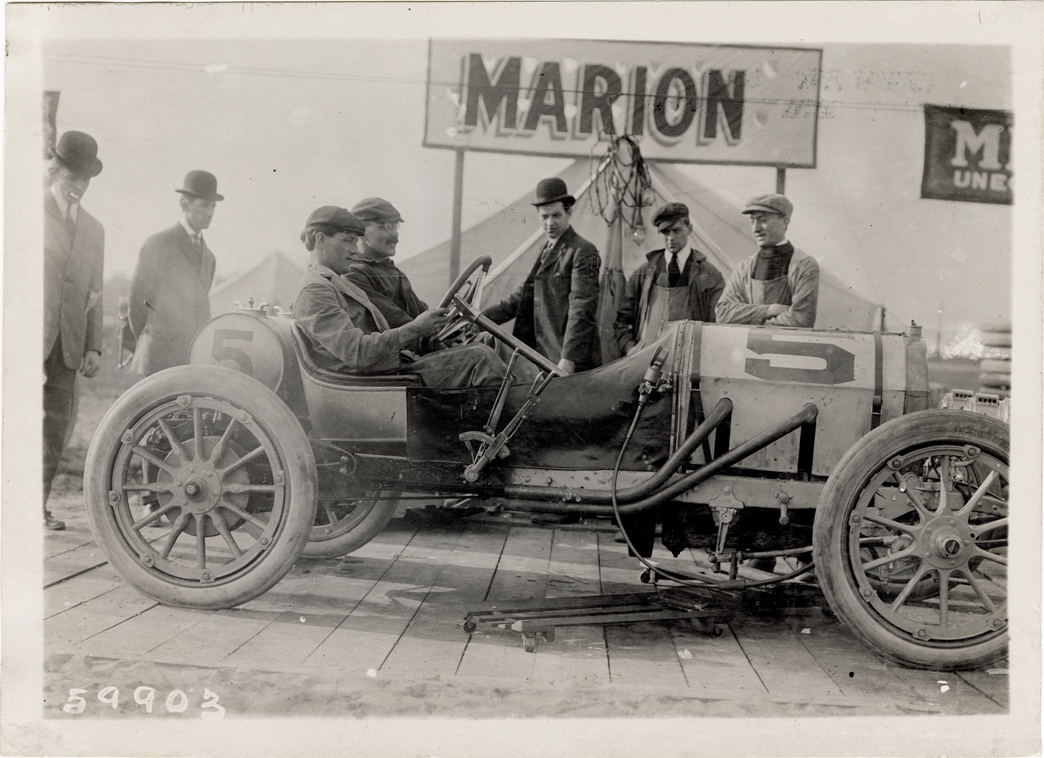 Louis Strang in Marion racecar, 1909 Brighton Beach races