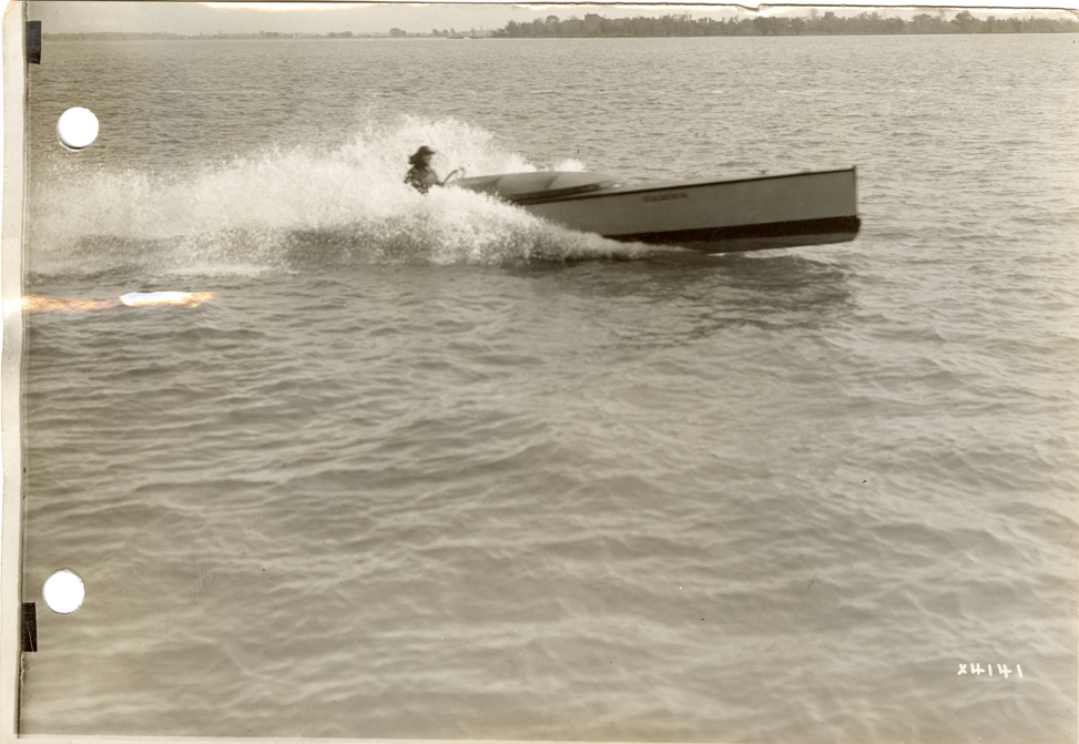 Motorboat "Gamma"