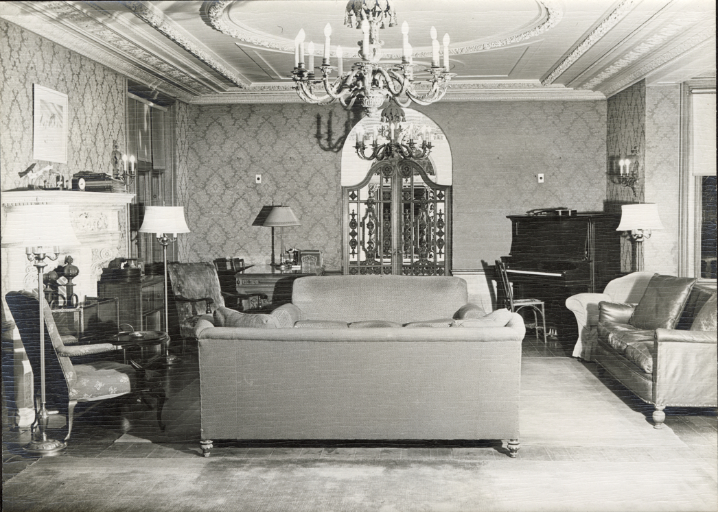 Living room, Adams Castle, Bloomfield Hills, Michigan