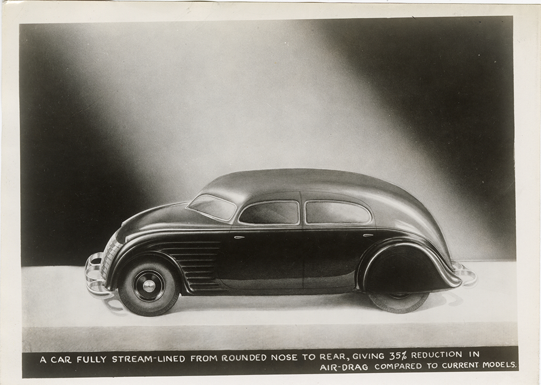 Streamlined automobile
