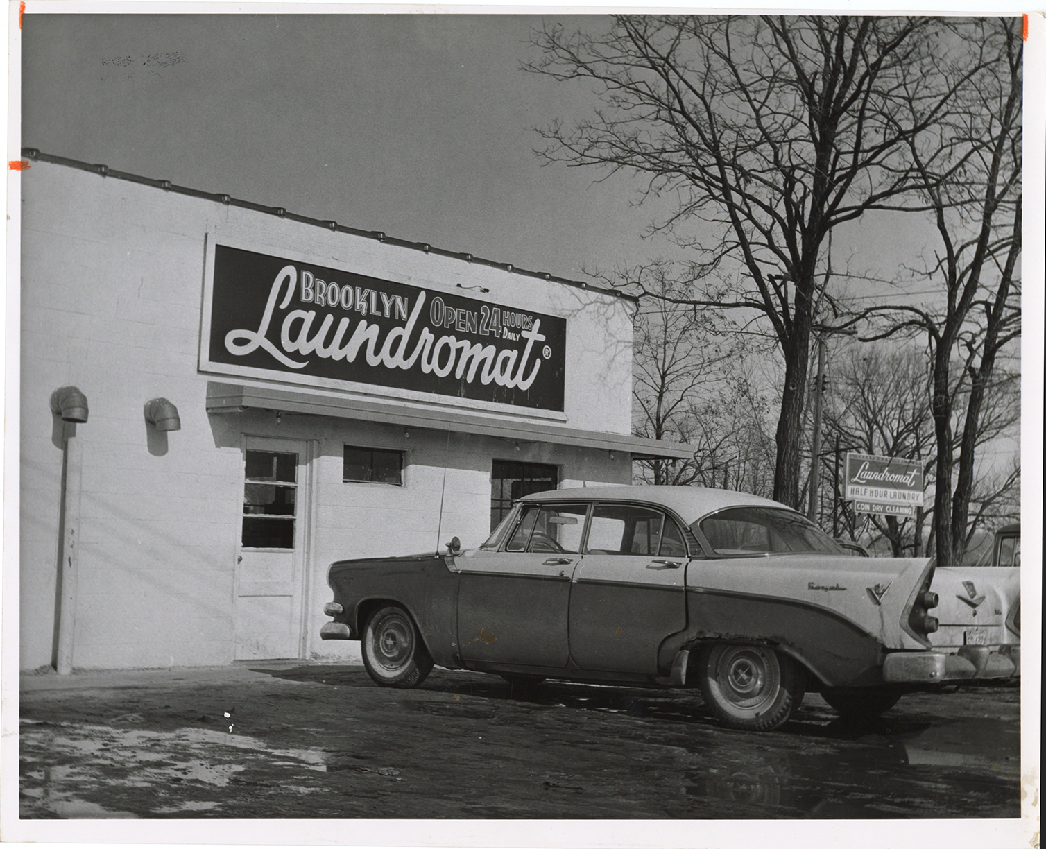 Brooklyn Laundromat, Brooklyn, Michigan