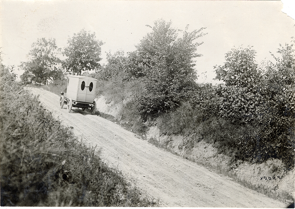 1911 Detroit Electric truck