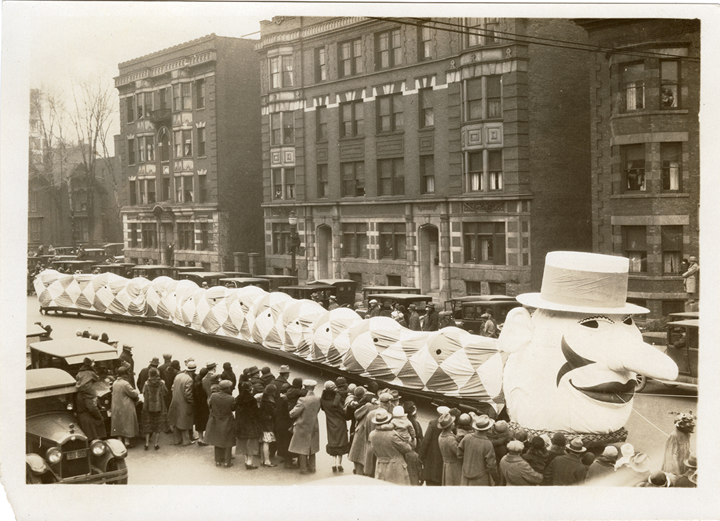 Caterpillar float, 1925 J.L. Hudson Thanksgiving Day parade