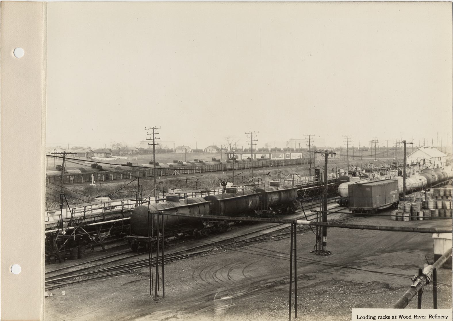 Freight cars at Wood River Refinery DPL DAMS