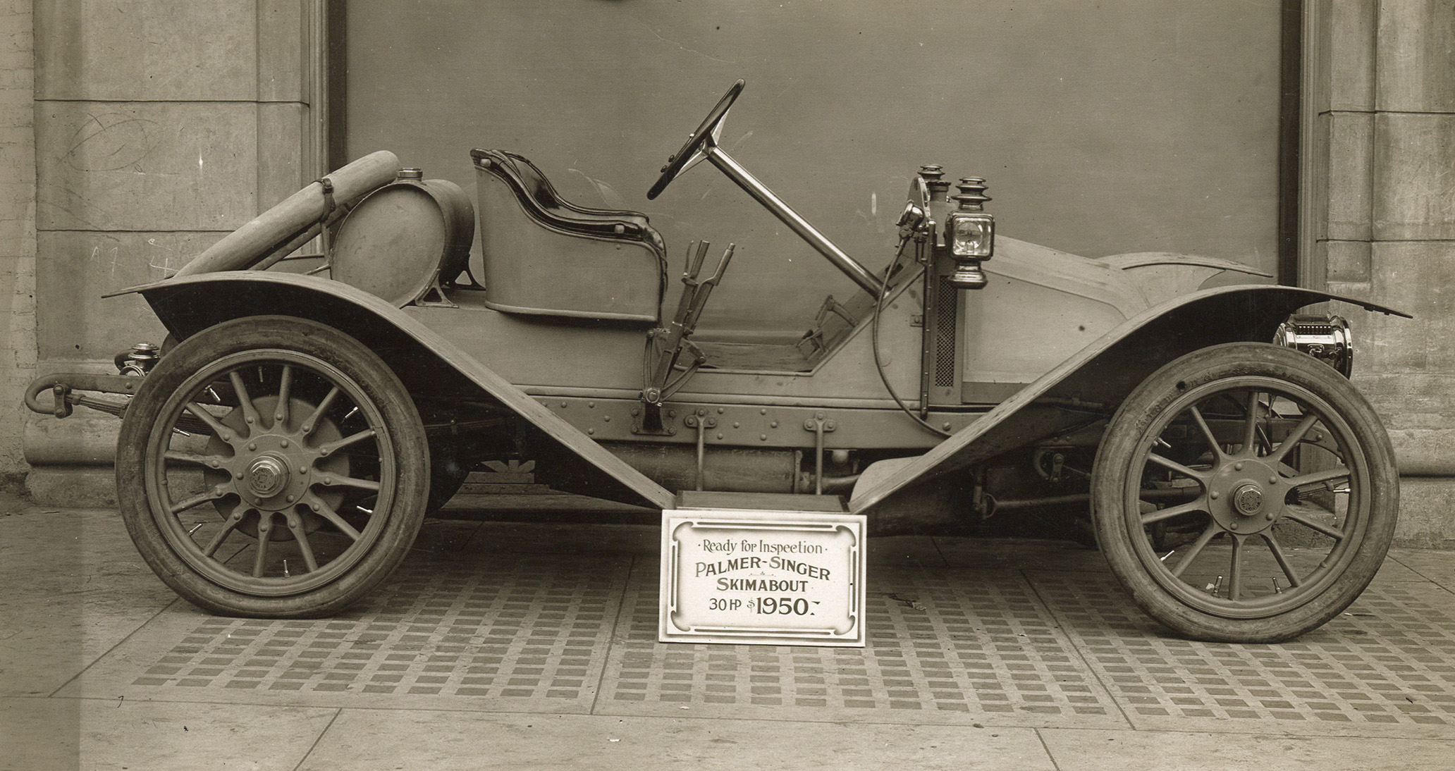 Palmer-Singer automobile